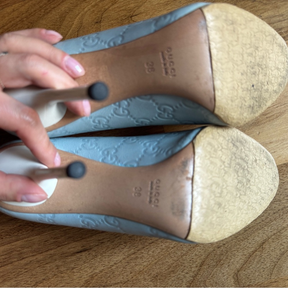 Classy Authentic Gucci Blue Nice Color Embossed Heels  SERIOUS INQUIRIES ONLY - Picture 3 of 4